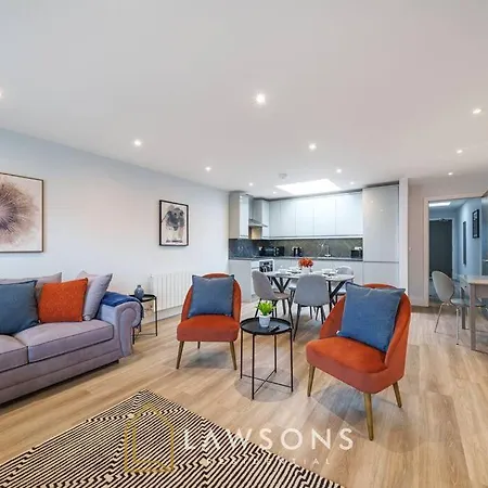 Penthouse Living By Lawsons Apartment Windsor Exterior photo