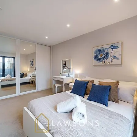 Penthouse Living By Lawsons Apartment Windsor Exterior photo