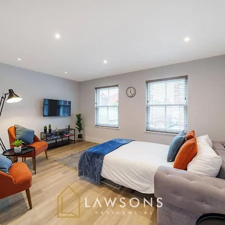 Penthouse Living By Lawsons Apartment Windsor Exterior photo