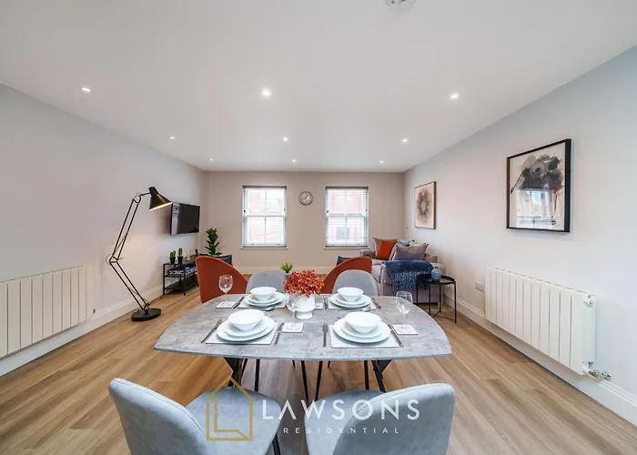 Penthouse Living By Lawsons